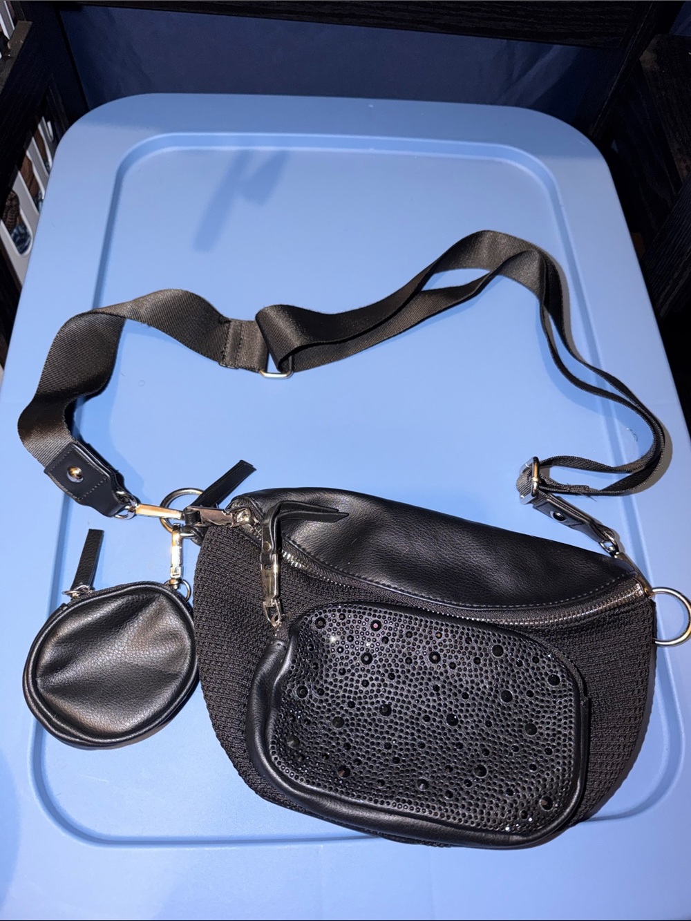 Black Women’s Crossbody Bag with Removable Coin Pouch - Sleek Everyday Carry